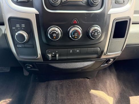 Used 2015 RAM 2500 SLT AWD/4WD image 13