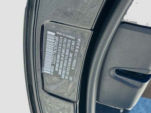 Used 2020 Porsche Panamera 4 image 35