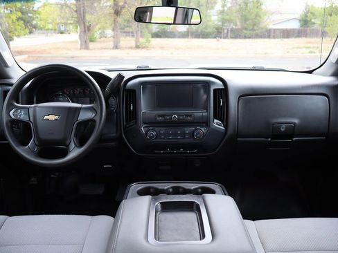 Used 2019 Chevrolet Silverado 2500 W/T AWD/4WD image 15
