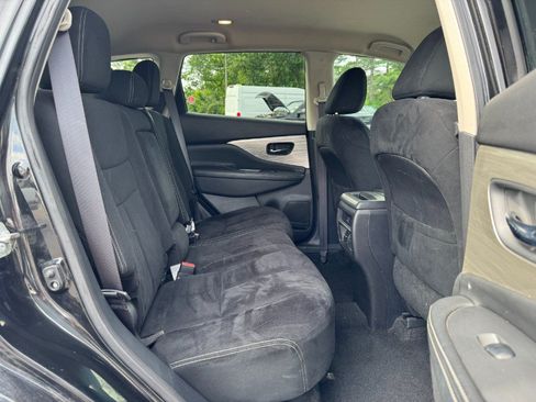 Used 2017 Nissan Murano Platinum FWD image 18