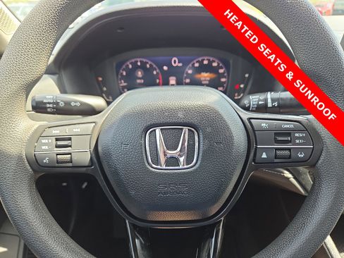 Used 2023 Honda Accord EX image 24