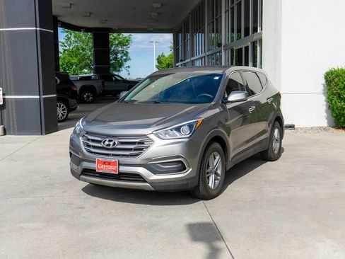 Used 2018 Hyundai Santa Fe Sport AWD/4WD image 3
