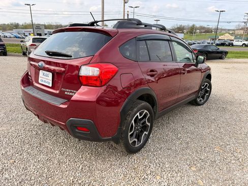 Used 2017 Subaru Crosstrek 2.0i Premium AWD/4WD image 5