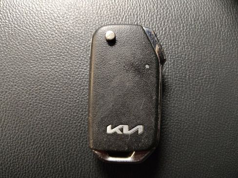 Used 2023 Kia Soul LX w/ Option Group 015 image 32