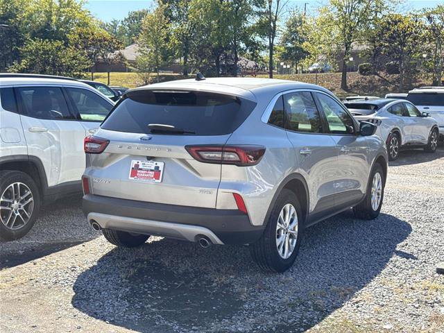 Certified 2023 Ford Escape Active w/ Tech Pack #1 AWD/4WD image 4