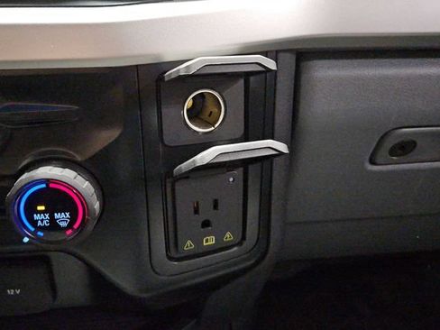 Certified 2024 Ford F250 XLT AWD/4WD image 31
