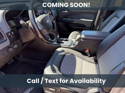Used 2022 Chevrolet Colorado Z71 AWD/4WD image 10