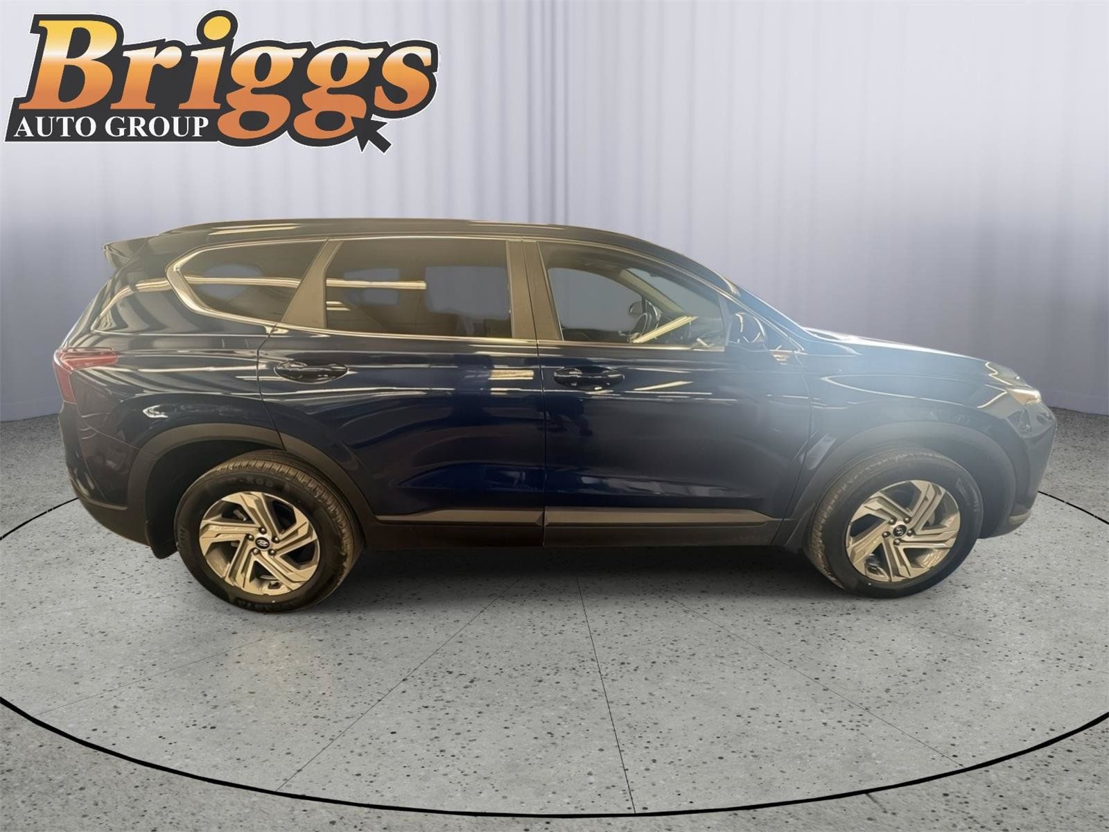 Used 2023 Hyundai Santa Fe SE FWD image 6