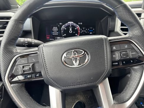 Used 2024 Toyota Tundra Platinum AWD/4WD image 8