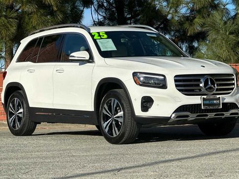 Certified 2025 Mercedes-Benz GLB 250 4MATIC image 2