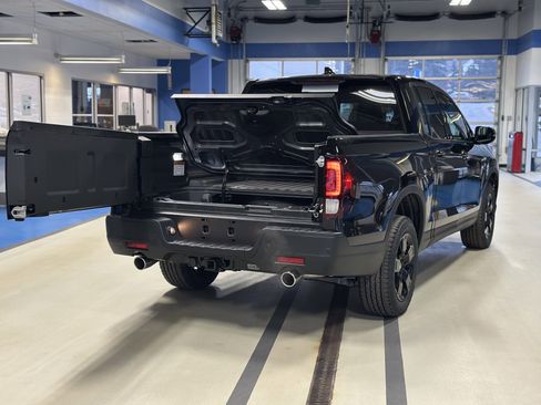 New 2026 Honda Ridgeline Black Edition image 7