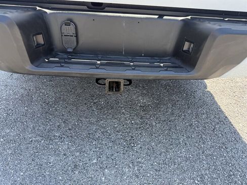 Used 2023 Nissan Frontier SV AWD/4WD image 15