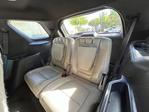 Used 2012 Ford Explorer XLT FWD image 41