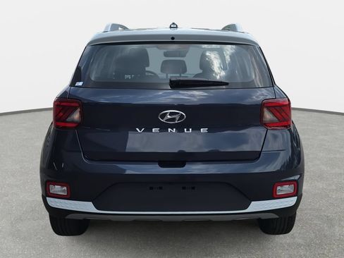 New 2026 Hyundai Venue SEL FWD image 6