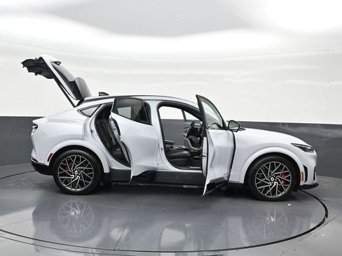 Used 2022 Ford Mustang Mach-E GT w/ GT Performance Edition image 32