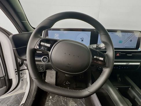 New 2025 Hyundai Ioniq 6 SE image 10