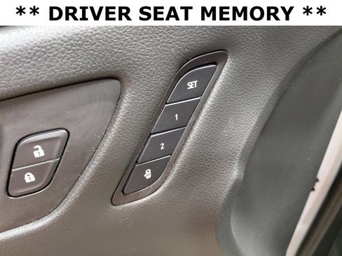 Used 2020 Buick Envision Essence FWD image 10
