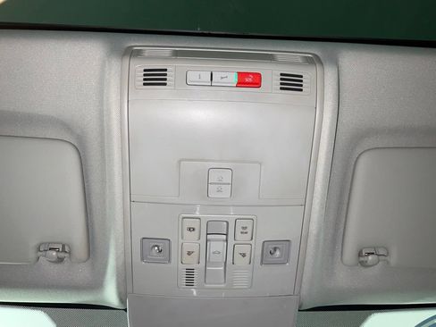 Used 2023 Volkswagen Taos SEL AWD/4WD image 22