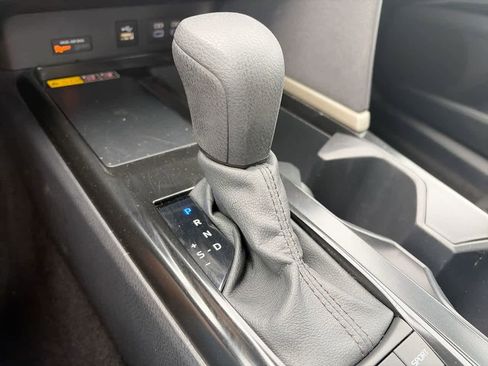 Used 2025 Toyota Camry LE FWD image 21