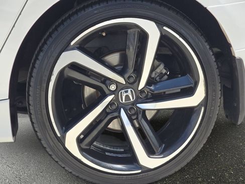 Used 2019 Honda Accord Sport image 35