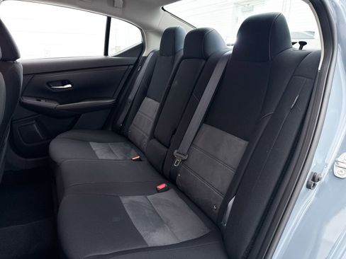 Used 2024 Nissan Sentra SR w/ Trunk Package image 27