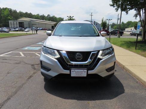 Used 2018 Nissan Rogue S FWD image 12