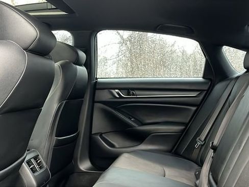 Used 2020 Honda Accord Sport image 20