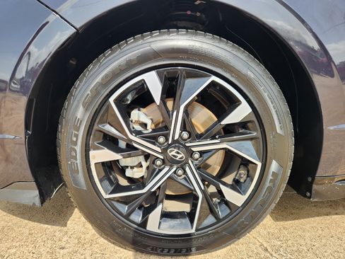Used 2025 Hyundai Sonata SEL FWD image 11