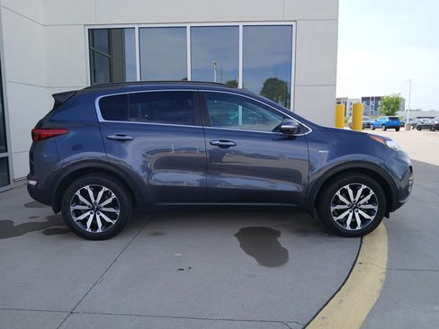 Used 2018 Kia Sportage EX w/ Option Group 040 AWD/4WD image 6
