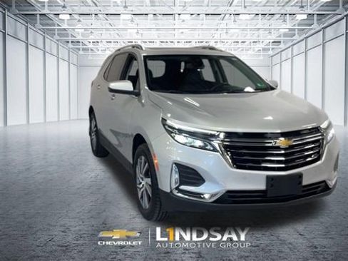 Used 2022 Chevrolet Equinox Premier AWD/4WD image 4