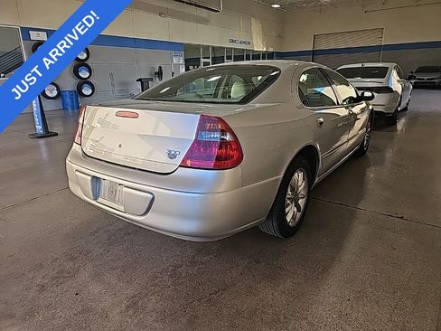 Used 2003 Chrysler 300M image 3