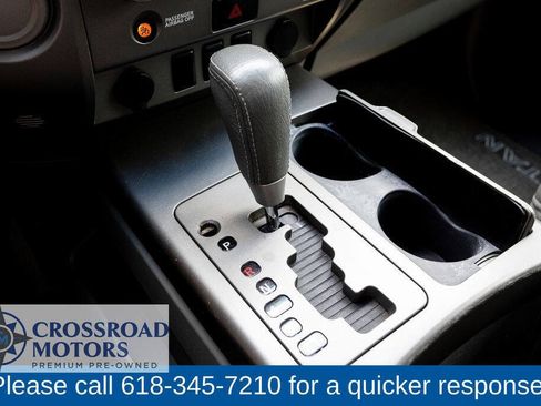 Used 2005 Nissan Titan SE RWD image 29