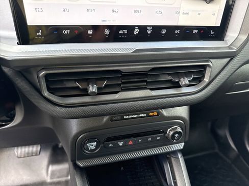 Used 2025 Ford Bronco Sport Badlands image 29