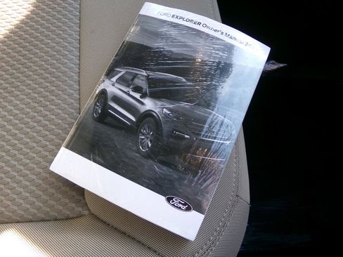 Used 2023 Ford Explorer 4WD image 42