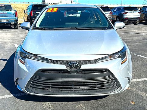 Used 2024 Toyota Corolla LE image 11