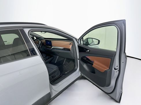 Used 2022 Volkswagen ID.4 Pro S RWD image 31