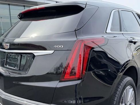 Certified 2023 Cadillac XT5 Premium Luxury image 4