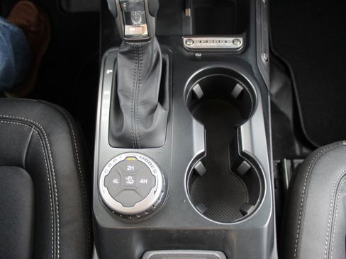 New 2025 Ford Bronco Big Bend image 31