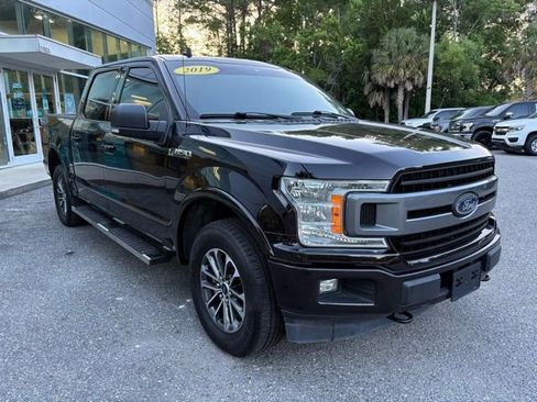 Used 2019 Ford F150 XLT w/ Equipment Group 302A Luxury AWD/4WD image 7