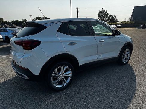 Used 2021 Buick Encore GX Preferred w/ Cold Weather Comfort Package FWD image 4