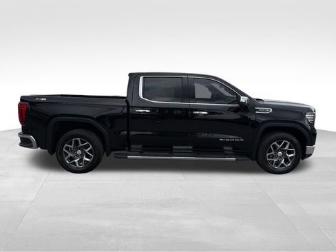Used 2022 GMC Sierra 1500 SLT AWD/4WD image 8