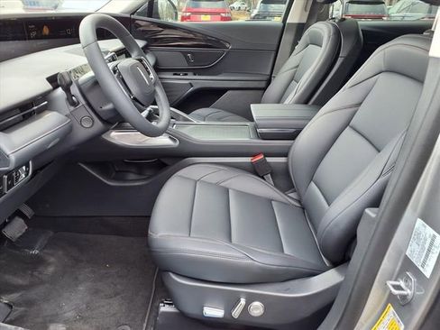 New 2026 Lincoln Nautilus Premier image 7