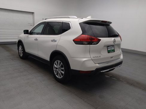 Used 2017 Nissan Rogue SV w/ SV Premium Package FWD image 3