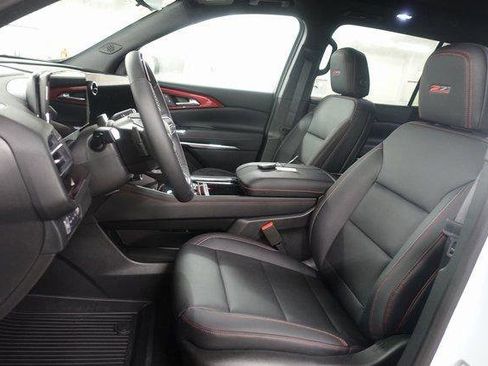 New 2026 Chevrolet Traverse Z71 w/ Enhanced Driving Package AWD/4WD image 10