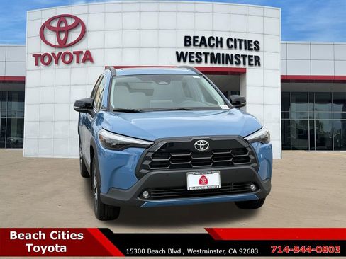 Certified 2026 Toyota Corolla Cross XLE image 3