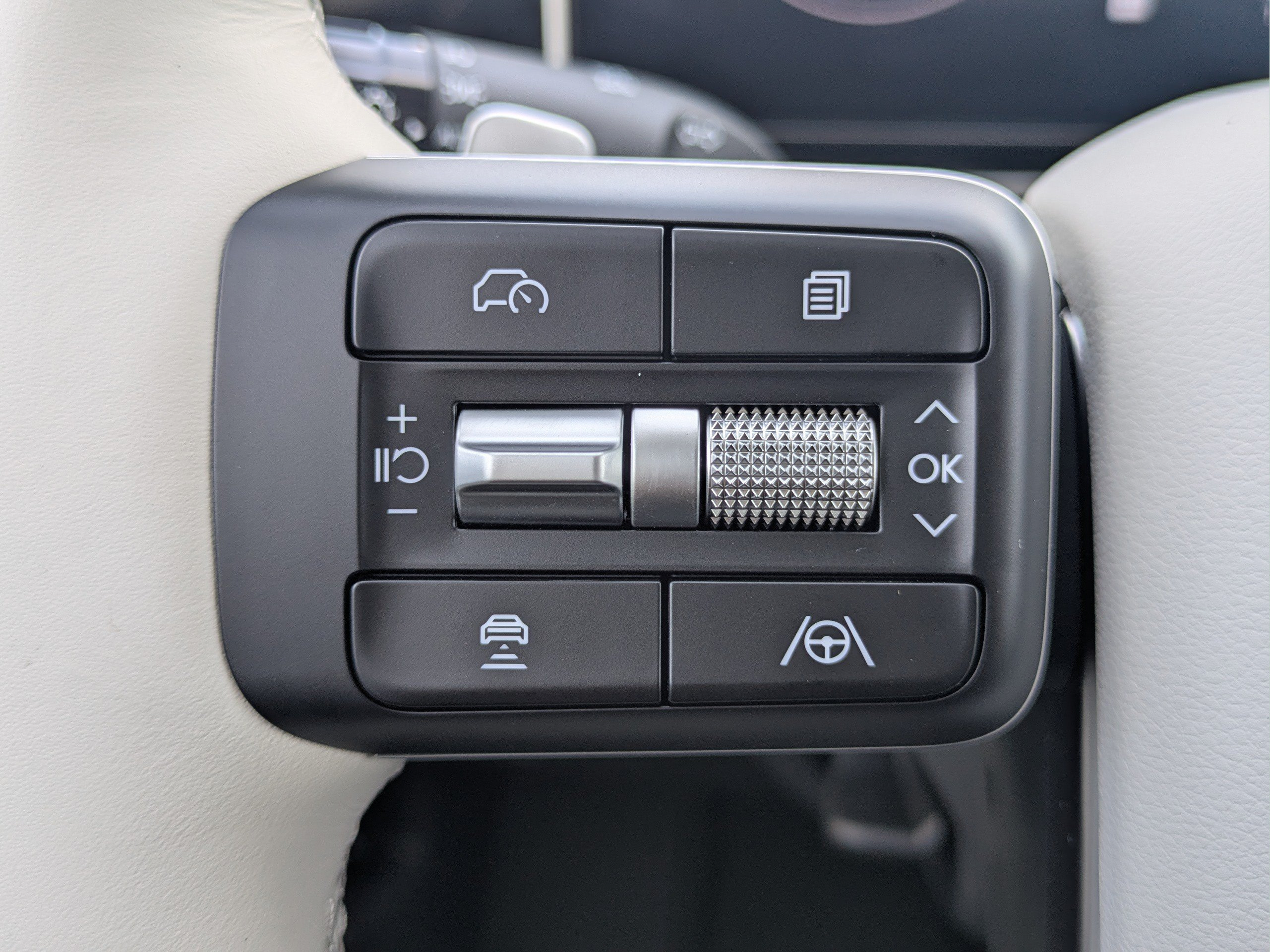 New 2027 Hyundai Santa Fe SE FWD image 29