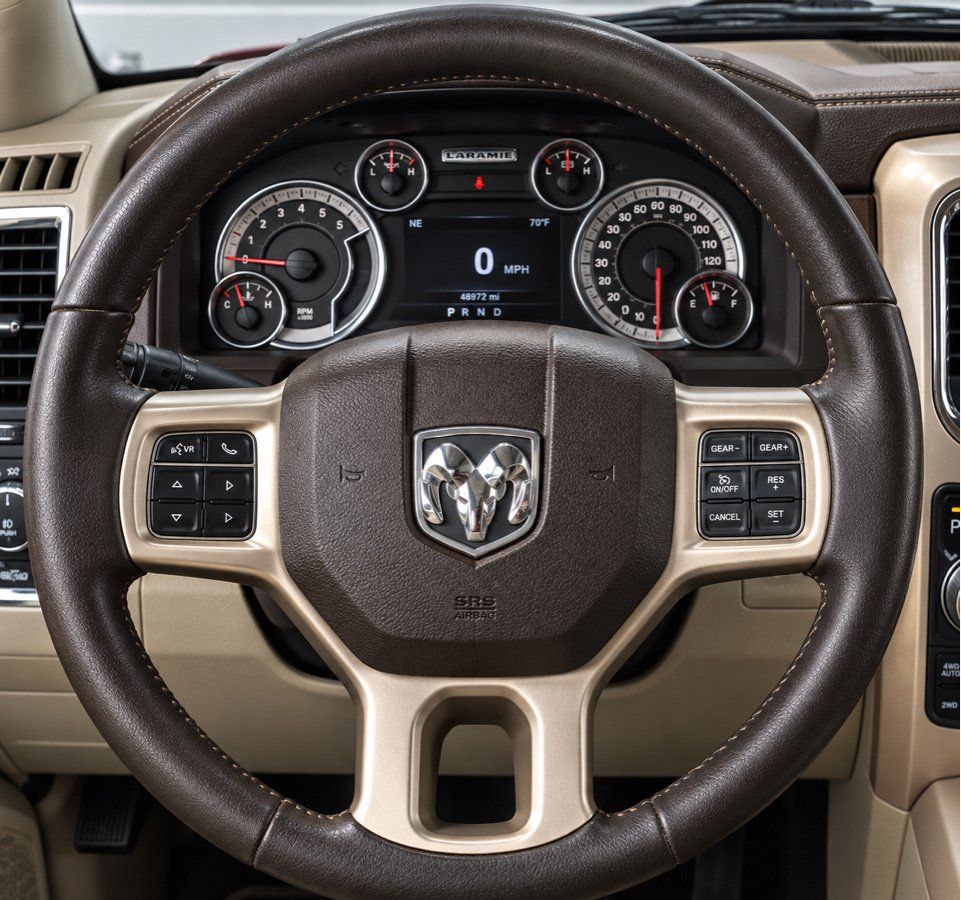 Used 2014 RAM 1500 Laramie Longhorn w/ Convenience Group AWD/4WD image 16