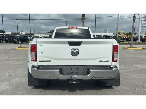 Used 2024 RAM 3500 Big Horn AWD/4WD image 5