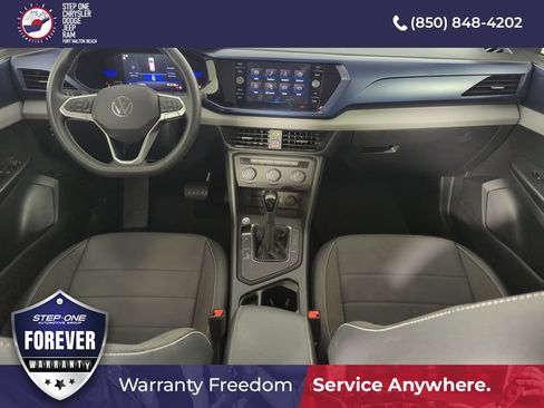 Used 2022 Volkswagen Taos SE FWD image 14