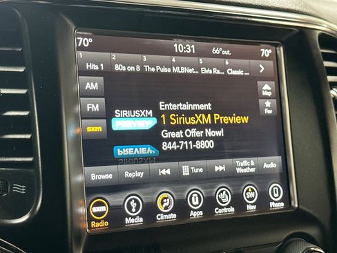 Used 2018 Jeep Grand Cherokee Altitude image 19